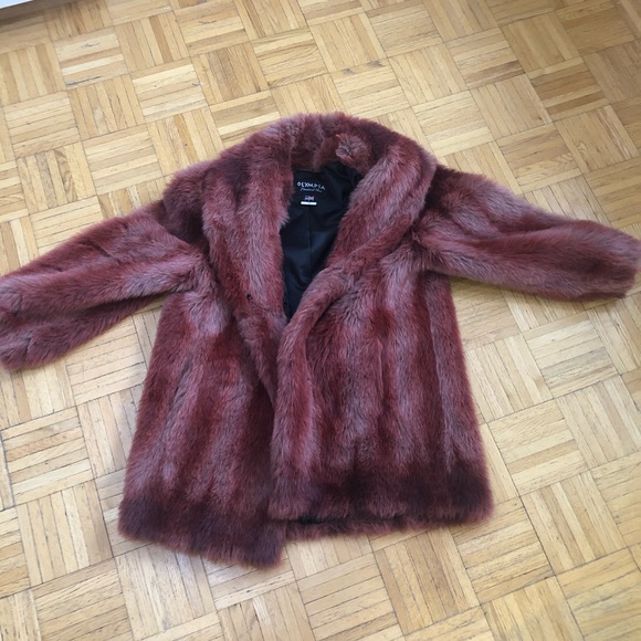 COPY - Great faux fur coat - Picture 2 of 4